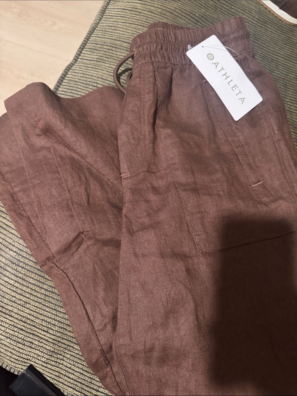 Athleta Women’s Linen Wide Leg Pant